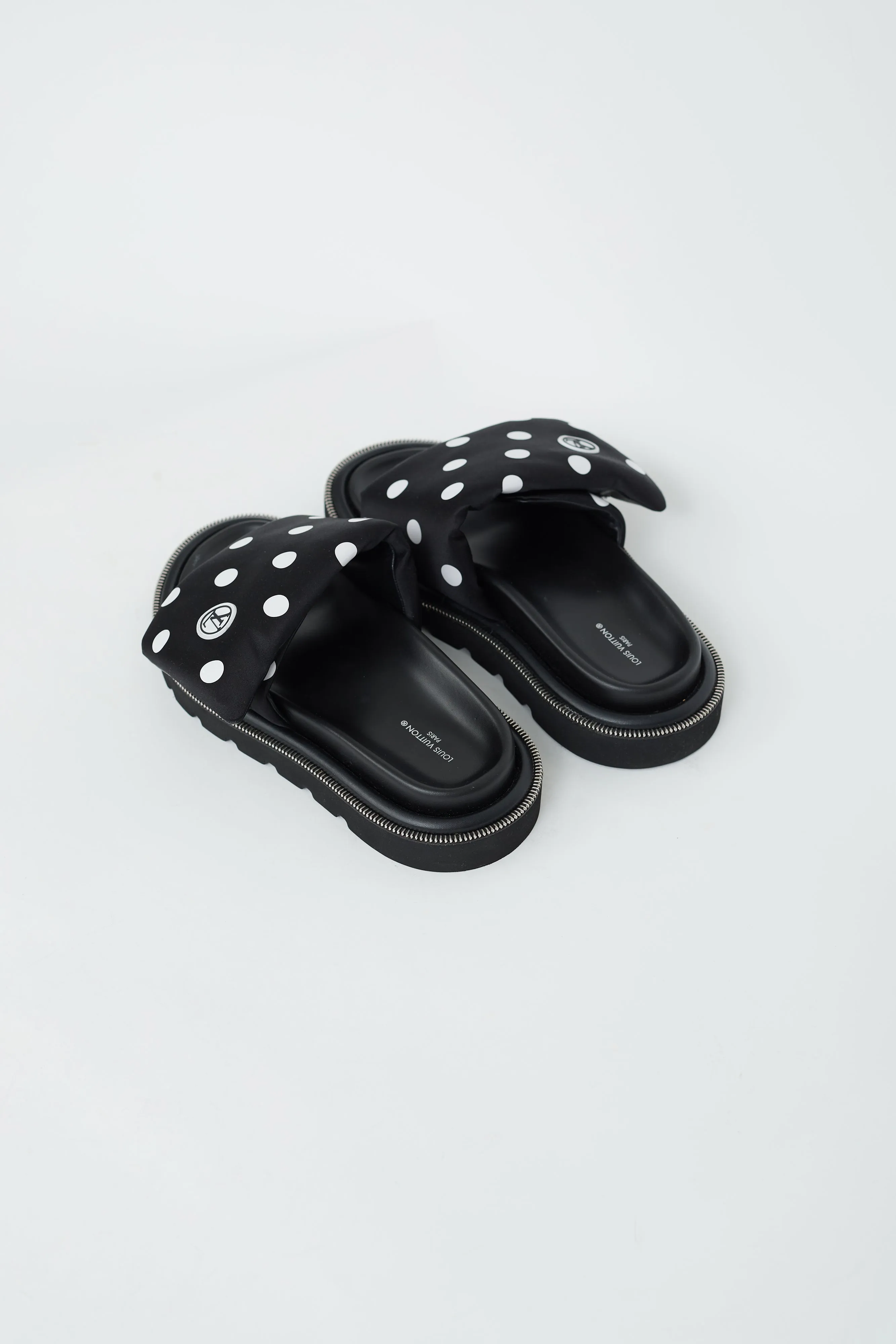 Black & White Polka Dot Pool Pillow Flat Comfort Mule