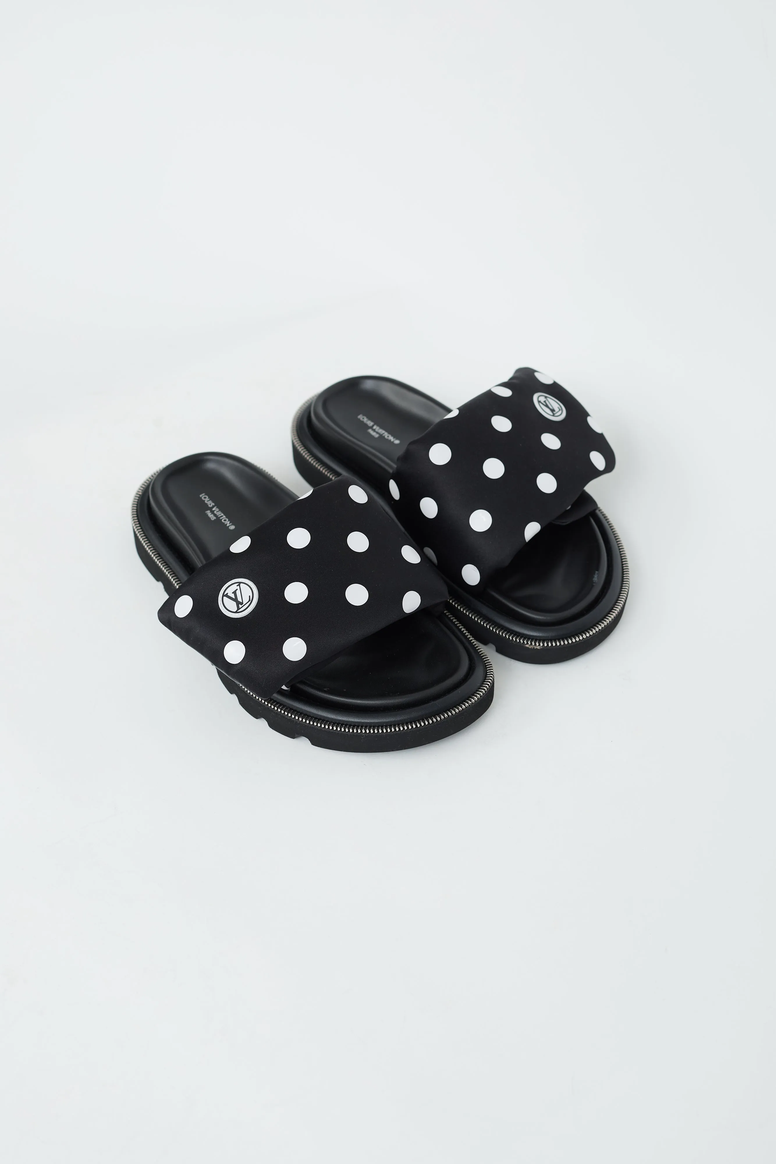 Black & White Polka Dot Pool Pillow Flat Comfort Mule